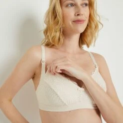 SOUTIEN-GORGE ALLAITEMENT ECRU -Triumph Soldes 11032100 M