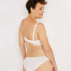 SOUTIEN-GORGE POST OPERATOIRE ECRU 9 SOUTIEN-GORGE POST OPERATOIRE ECRU -Triumph Soldes 11253900 D