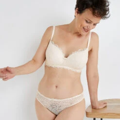 SOUTIEN-GORGE POST OPERATOIRE ECRU