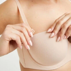 SOUTIEN-GORGE AMPLI BANDEAU NATUREL -Triumph Soldes 11257400 Z