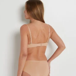 SOUTIEN-GORGE EMBOITANT NATUREL -Triumph Soldes 11275600 D