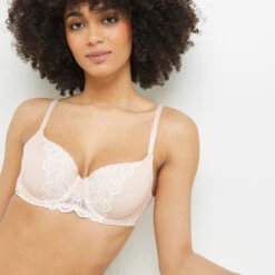 SOUTIEN-GORGE AMPLI EMBOITANT POUDRE -Triumph Soldes 11286107 M