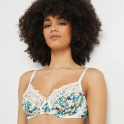 SOUTIEN-GORGE EMBOITANT BLANC/VERT -Triumph Soldes 11286306 M