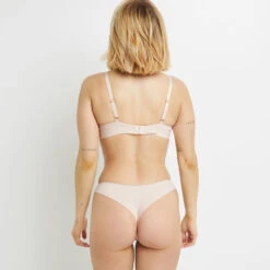 TANGA POUDRE -Triumph Soldes 11286807 Z