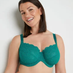 SOUTIEN-GORGE GRANDS BONNETS VERT -Triumph Soldes 11291103 M