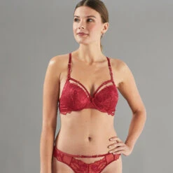 SOUTIEN-GORGE PUSH UP DENTELLE BORDEAUX