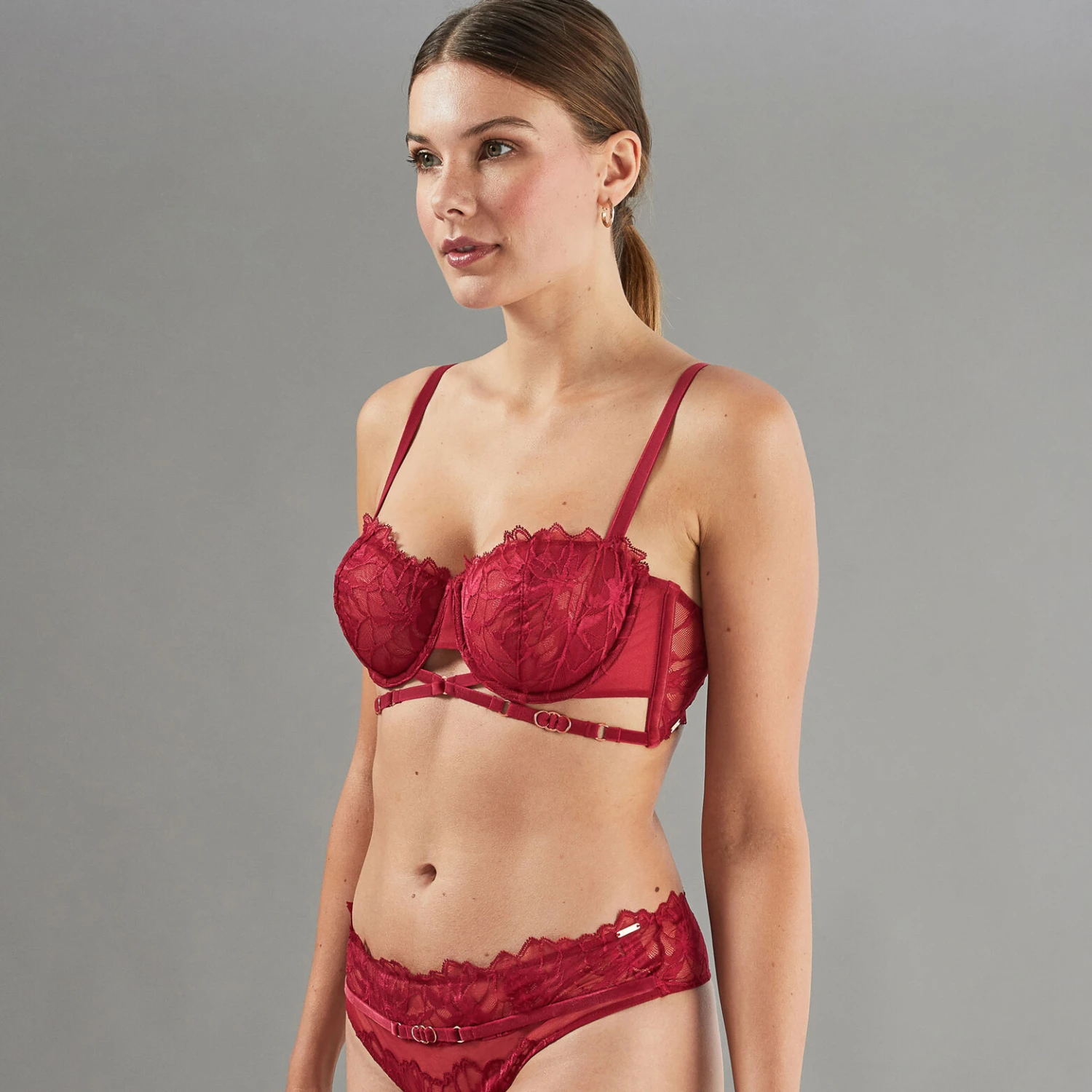 SOUTIEN-GORGE BALCONNET DENTELLE BORDEAUX 3 SOUTIEN-GORGE BALCONNET DENTELLE BORDEAUX