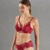 SOUTIEN-GORGE EMBOITANT DENTELLE BORDEAUX -Triumph Soldes 11300000 F