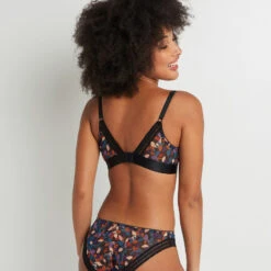 SOUTIEN-GORGE SANS ARMATURES NOIR/ROSE -Triumph Soldes 11302500 D