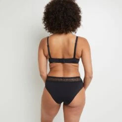 SHORTY MENSTRUEL FLUX ABONDANT NOIR -Triumph Soldes 11307301 Z