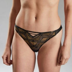 Triumph Soldes 33 Calypso TANGA TULLE BRODE MULTICO NOIR