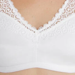 SOUTIEN-GORGE POST OPERATOIRE BLANC 8 SOUTIEN-GORGE POST OPERATOIRE BLANC -Triumph Soldes 15095200 Z