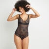 BODY SANS ARMATURES DENTELLE NOIR 1 BODY SANS ARMATURES DENTELLE NOIR -Triumph Soldes 20002900 F