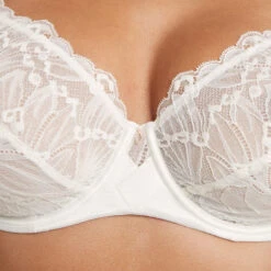 SOUTIEN-GORGE EMBOITANT DENTELLE BLANC -Triumph Soldes 20017300 Z