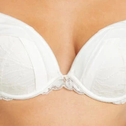 SOUTIEN-GORGE PUSH UP DENTELLE BLANC -Triumph Soldes 20017800 Z