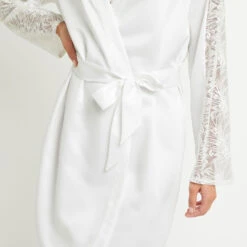 DESHABILLE DENTELLE BLANC -Triumph Soldes 20019100 Z