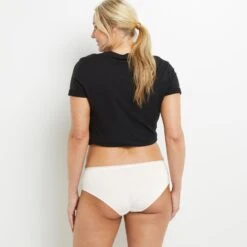 SHORTY VISCOSE ECOVERO ECRU -Triumph Soldes 20027200 Z