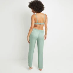 PANTALON SATIN MAT Vert Clair -Triumph Soldes 20029100 D