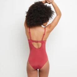 MAILLOT DE BAIN 1 PIECE COQUE BORDEAUX -Triumph Soldes 20036300 D