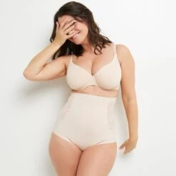 CULOTTE TRES HAUTE MICROFIBRE NATUREL 9 CULOTTE TRES HAUTE MICROFIBRE NATUREL -Triumph Soldes 20046100 D