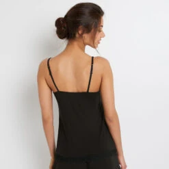 TOP NOIR -Triumph Soldes 43186701 D