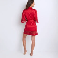 KIMONO ROUGE -Triumph Soldes 43190201 D