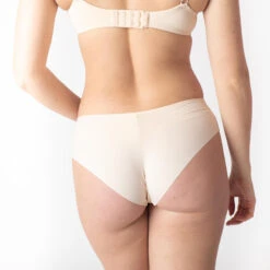 Shorty Microfibre Poudre POUDRE -Triumph Soldes 77003900 D